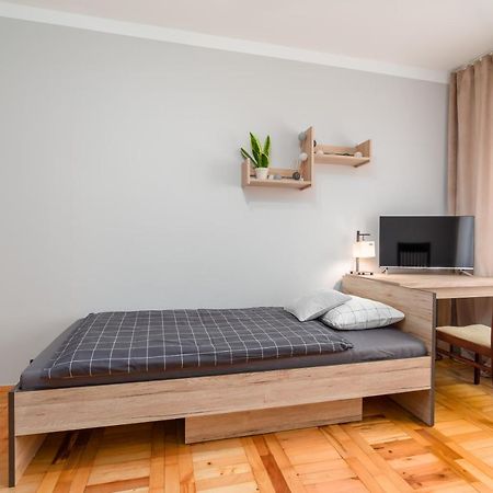 Two Bedrooms Apartment Faktura Fast Check-In 24H Rzeszów Exterior foto