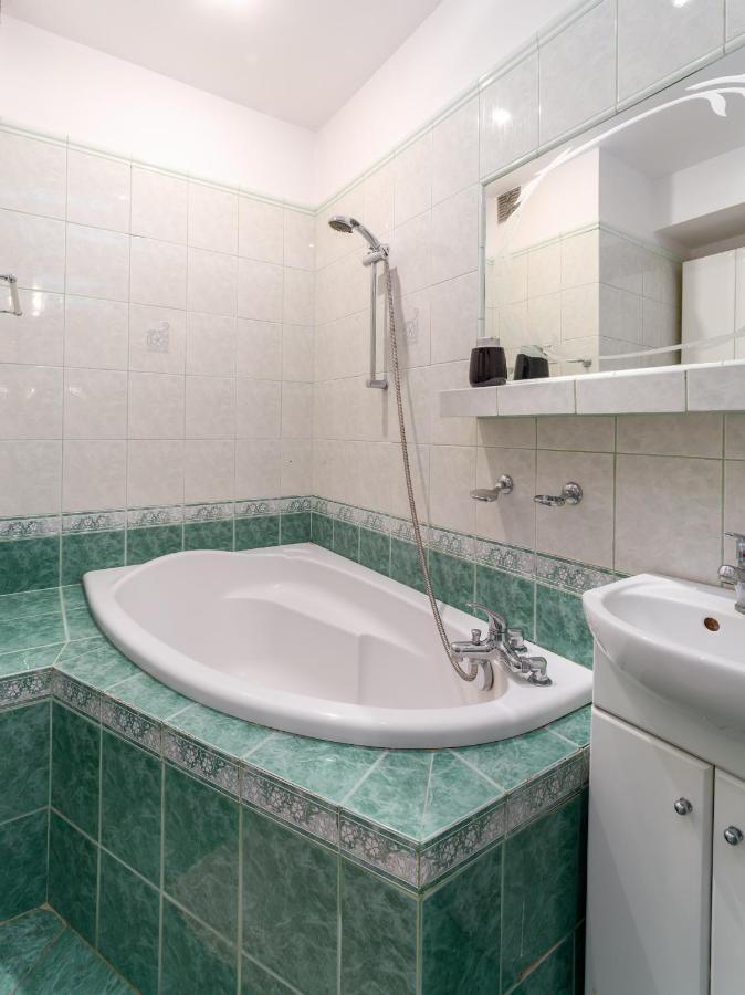 Two Bedrooms Apartment Faktura Fast Check-In 24H Rzeszów Exterior foto